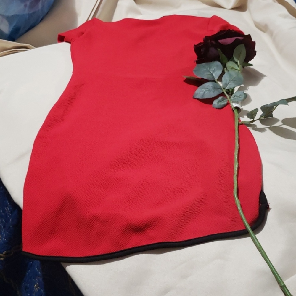 NEW MINI DRESS COLOR BLACK AND RED SIZE SMALL - Picture 6 of 7